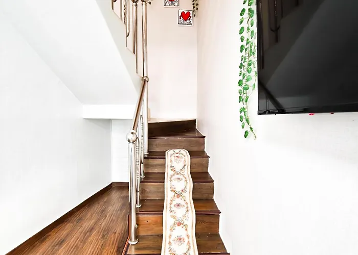Villa Seoulstayon Blue Door Loft *